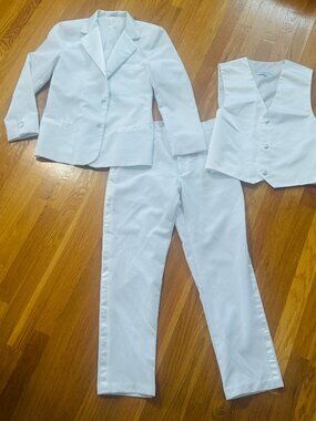 Boys size 16 holy communion suit